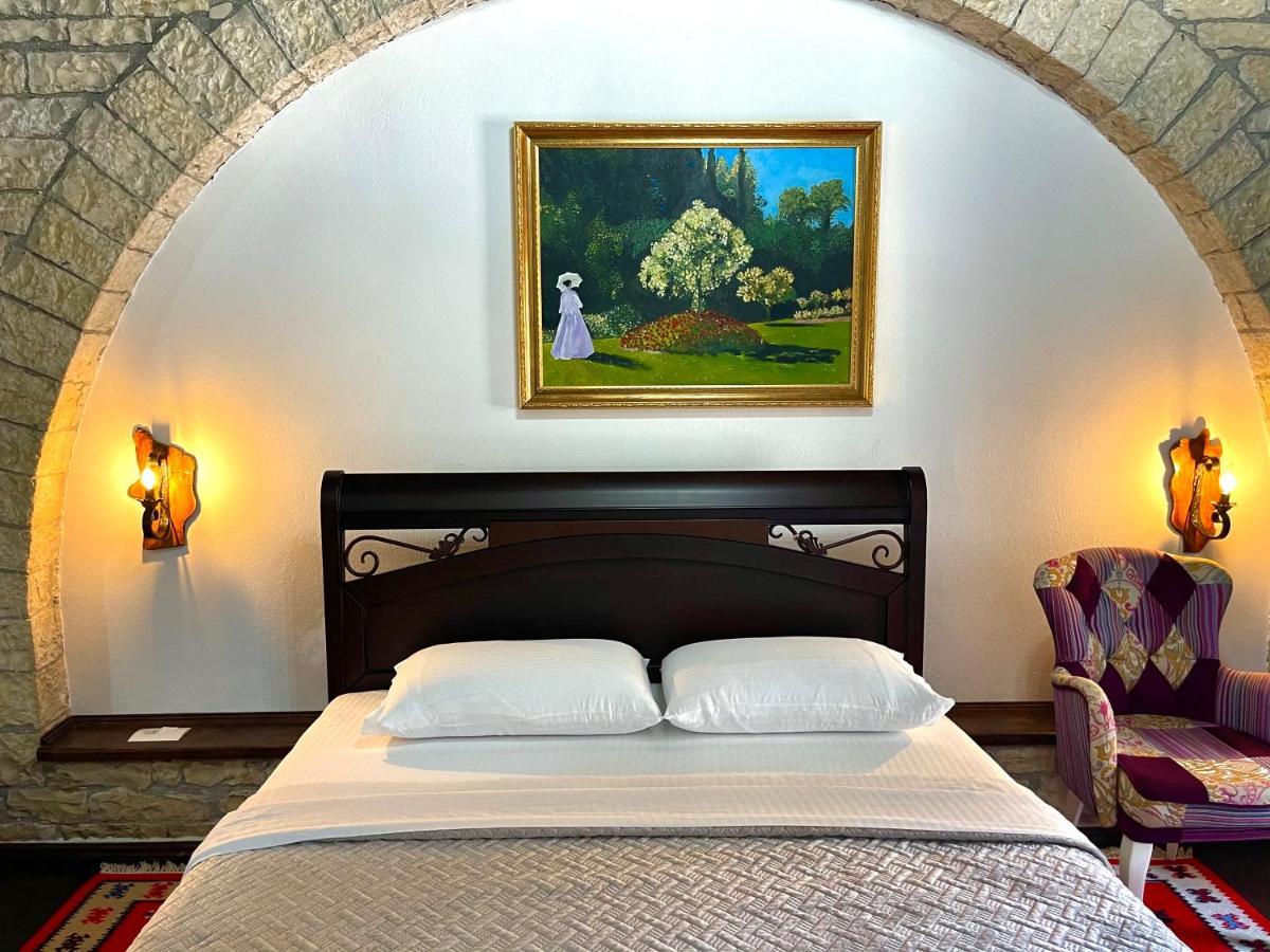 White House Boutique Hotel & Restaurant - Since 1999 Berat Exterior foto