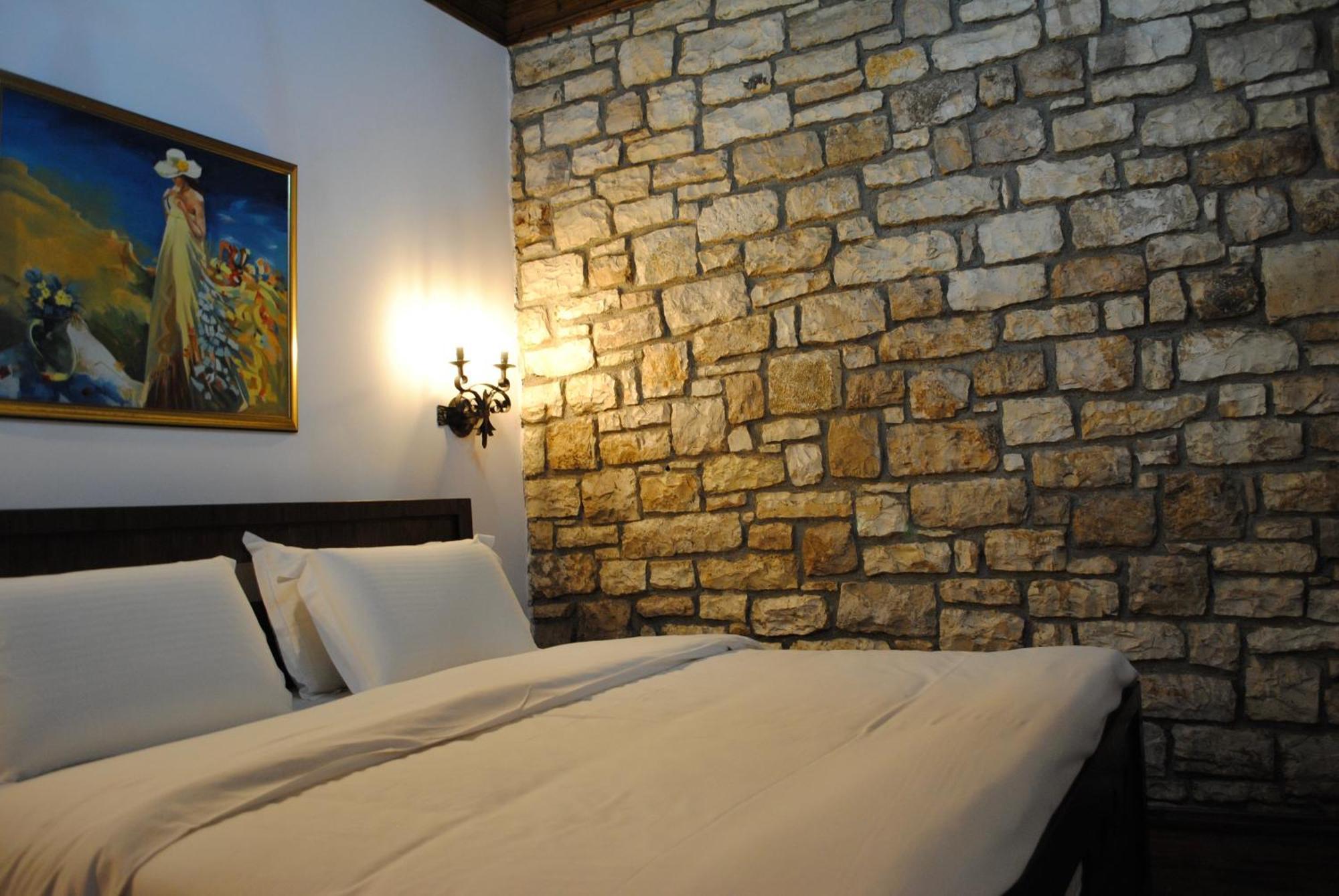 White House Boutique Hotel & Restaurant - Since 1999 Berat Exterior foto